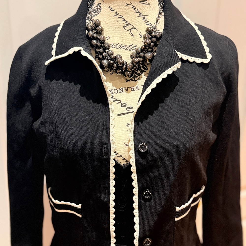 Sandro Leanna Black Cropped Cardigan with White Scalloped Trim